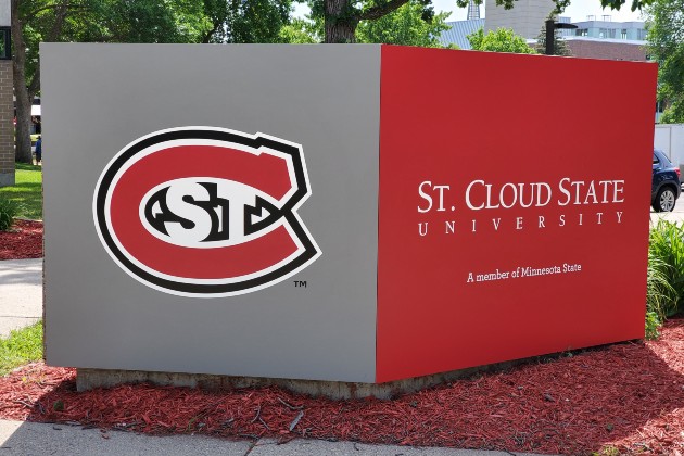 St. Cloud State Women’s Hockey Earns Sweep Against St. Thomas