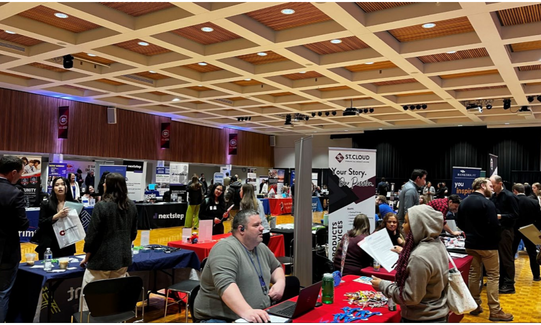 Spring Carrer Fair Connects Students and Employers at Atwood Ballroom
